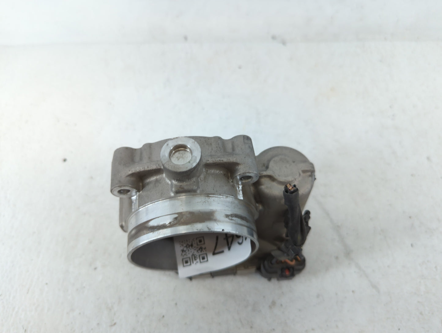 2011-2022 Dodge Challenger Throttle Body P/N:05184349AC 0 280 750 570 Fits OEM Used Auto Parts - Oemusedautoparts1.com