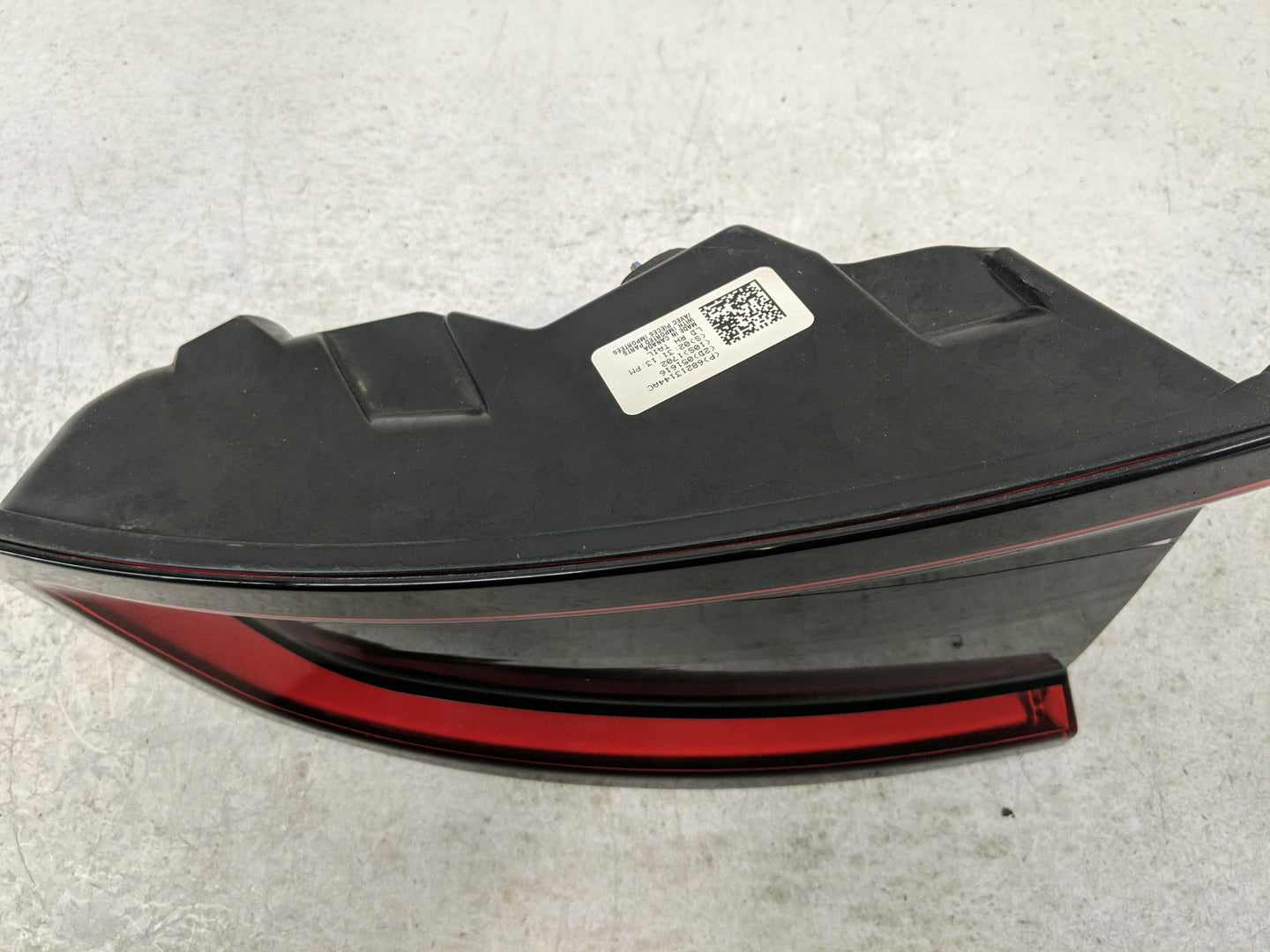 2015-2022 Dodge Charger Tail Light Assembly Passenger Right OEM Fits Fits 2015 2016 2017 2018 2019 2020 2021 2022 OEM Used A