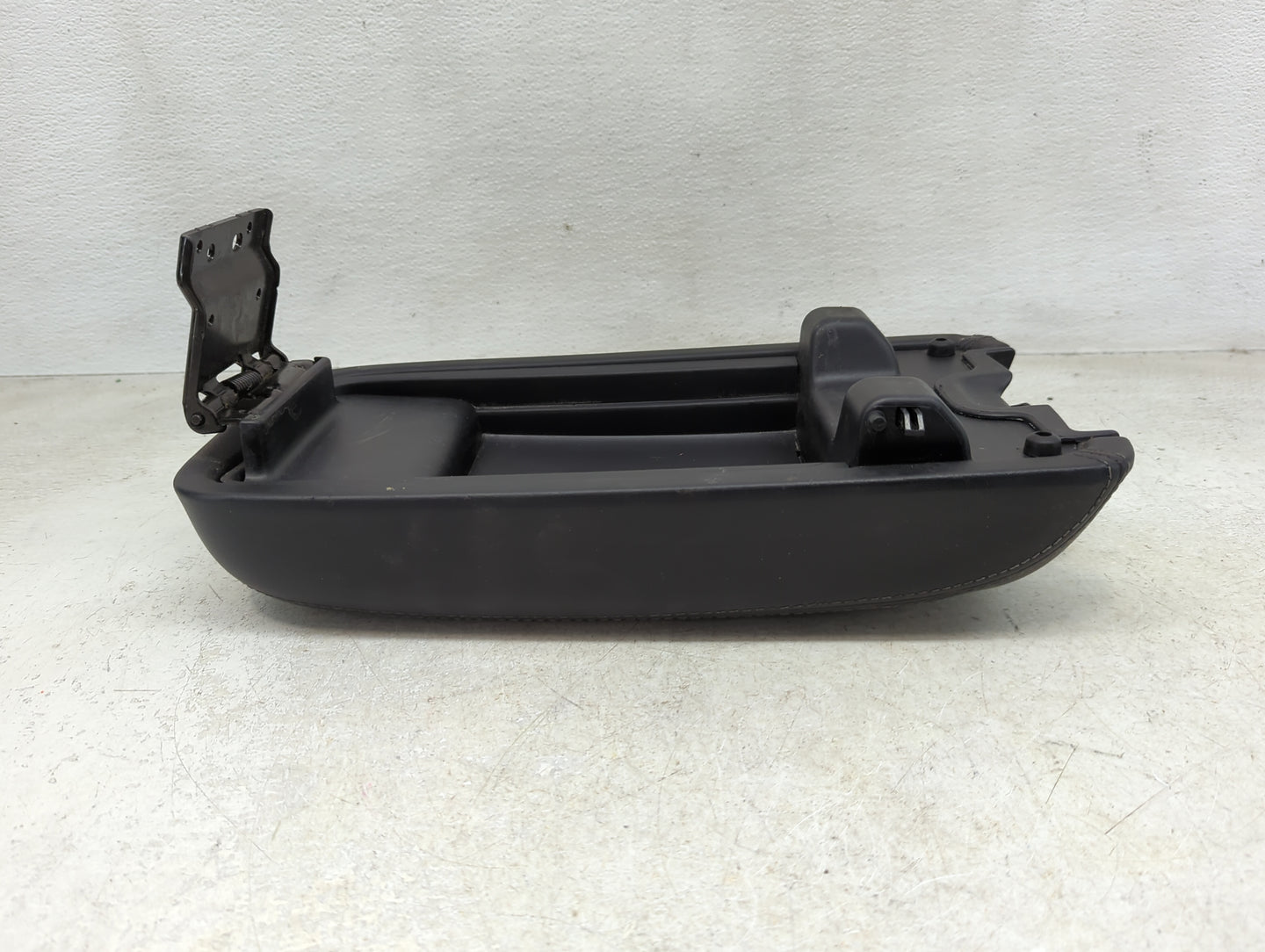 2016 Dodge Charger Center Console Armrest Cover Lid Fits OEM Used Auto Parts - Oemusedautoparts1.com