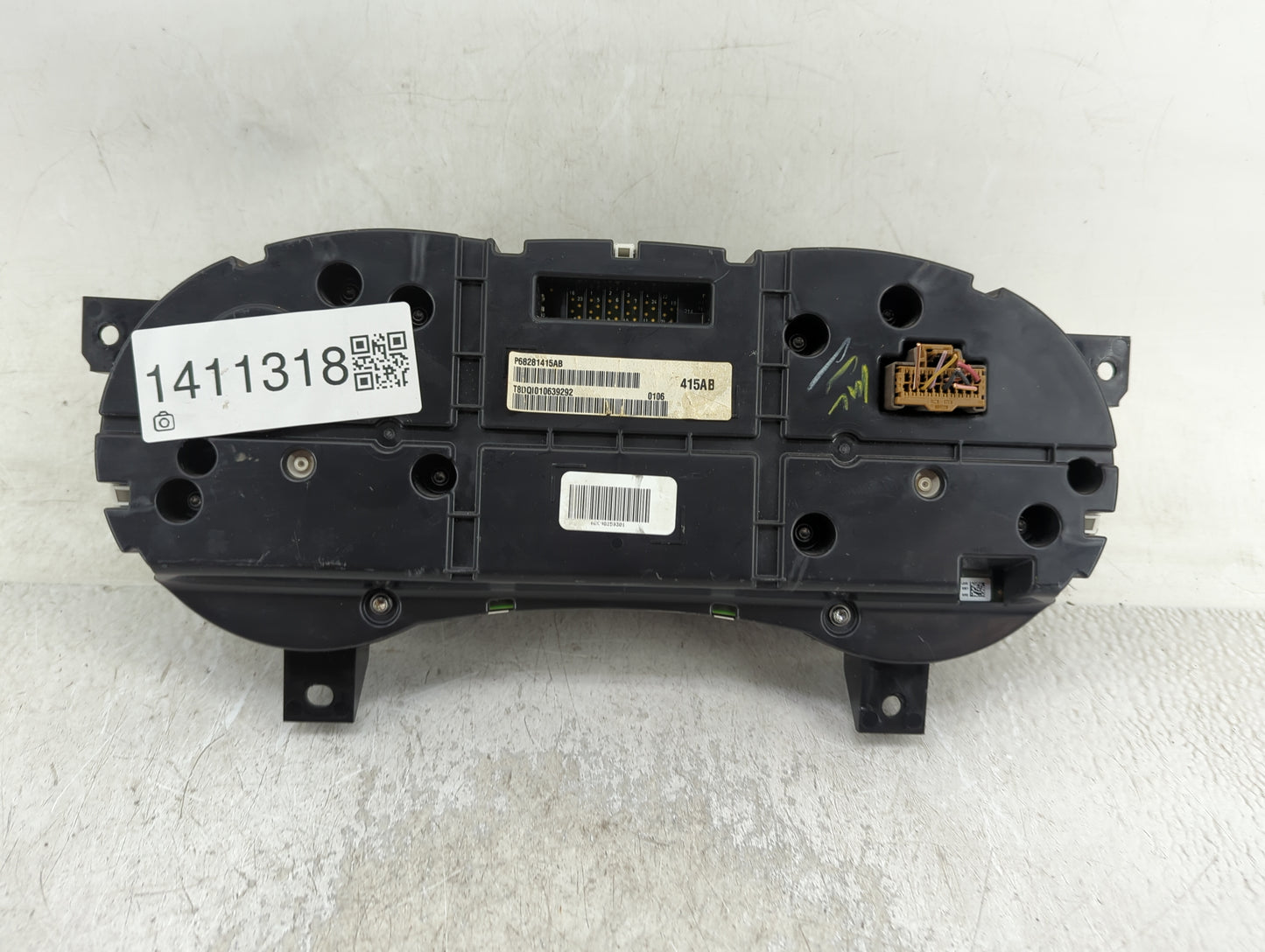 2016 Dodge Charger Instrument Cluster Speedometer Gauges P/N:68281415AB Fits OEM Used Auto Parts - Oemusedautoparts1.com