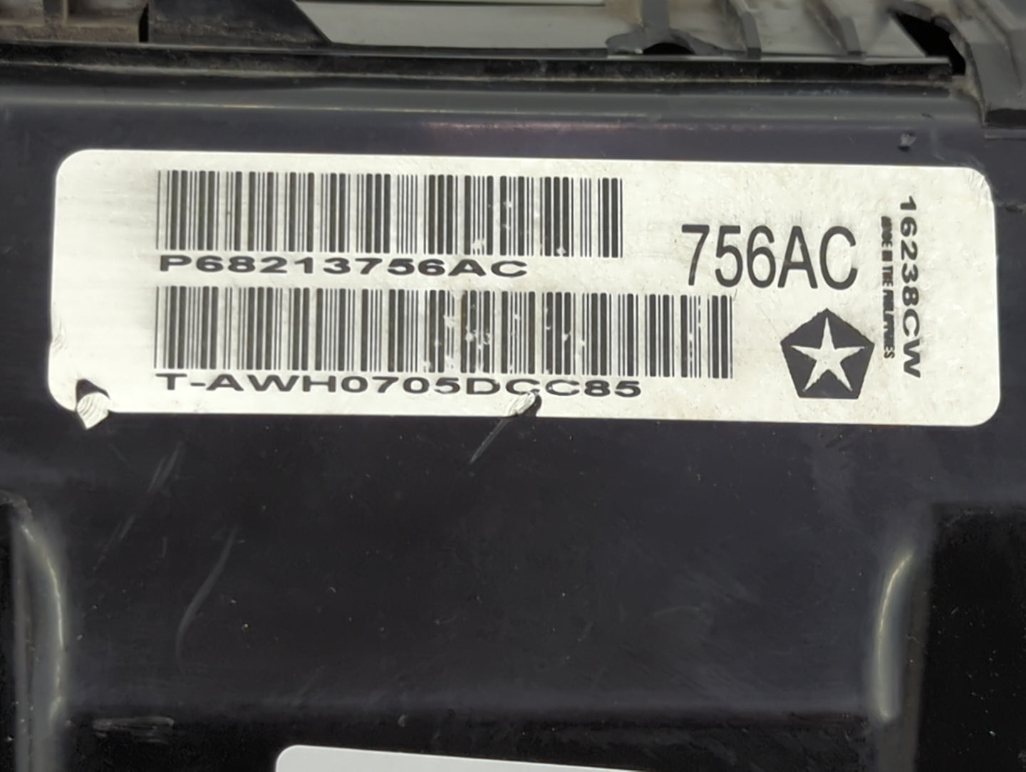 2015-2016 Dodge Charger Fusebox Fuse Box Panel Relay Module P/N:P68213756AC P68274139AD Fits Fits 2015 2016 OEM Used Auto Pa