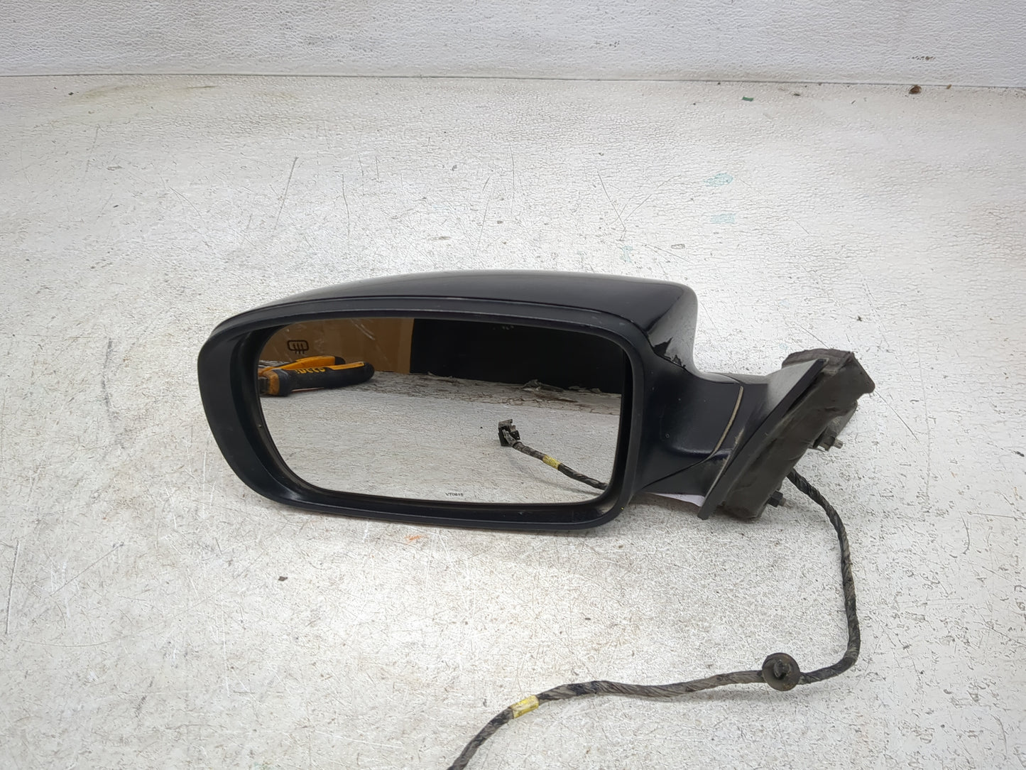 2015-2020 Dodge Charger Driver Left Side View Power Door Mirror Black - Oemusedautoparts1.com