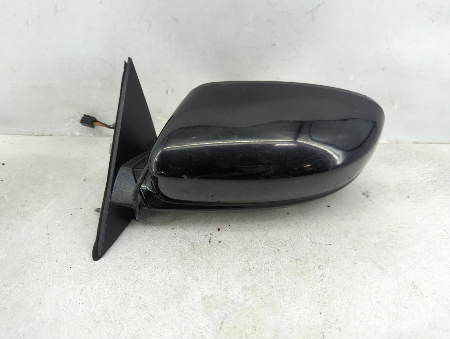 2015-2020 Dodge Charger Driver Side View Mirror - Left Door Mirror OEM Used - Oemusedautoparts1.com