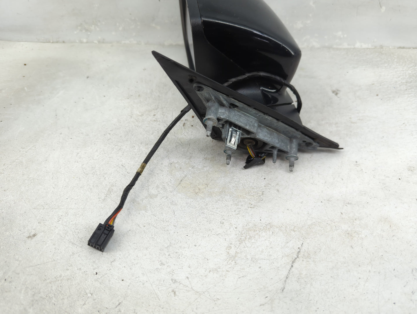 2015-2020 Dodge Charger Driver Side View Mirror - Left Door Mirror OEM Used - Oemusedautoparts1.com