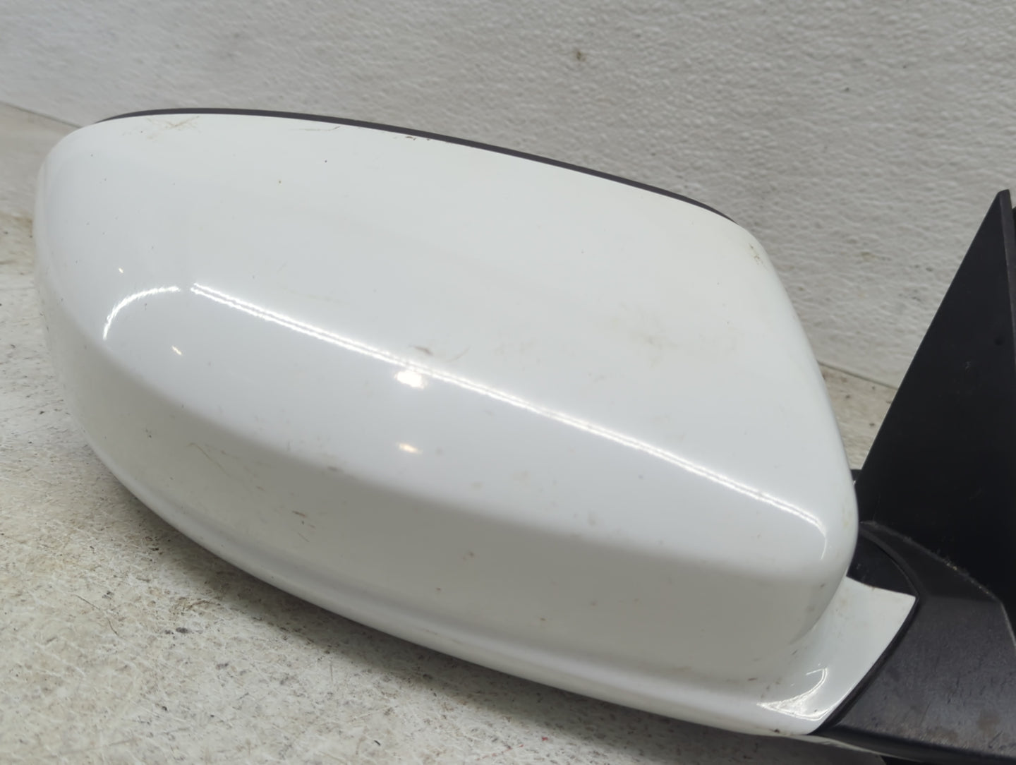2015-2020 Dodge Charger Driver Side View Mirror - Left Door Mirror OEM Used - Oemusedautoparts1.com