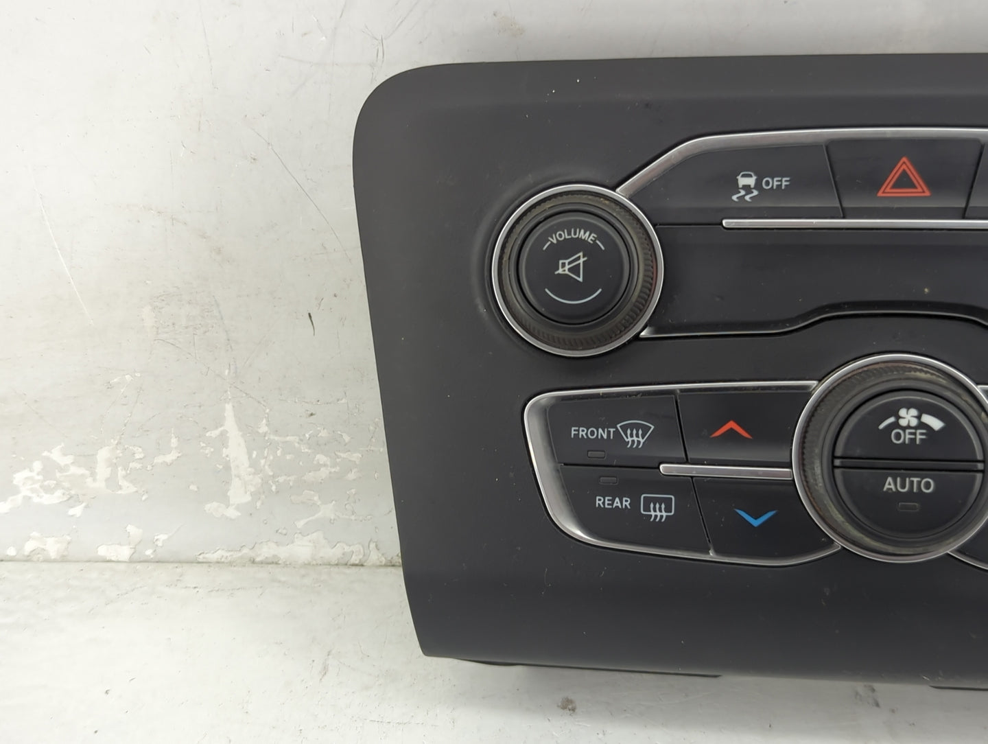 2015-2016 Dodge Charger Climate Control Module Temperature AC/Heater Replacement P/N:P56054676AB 52600656 Fits Fits 2015 201