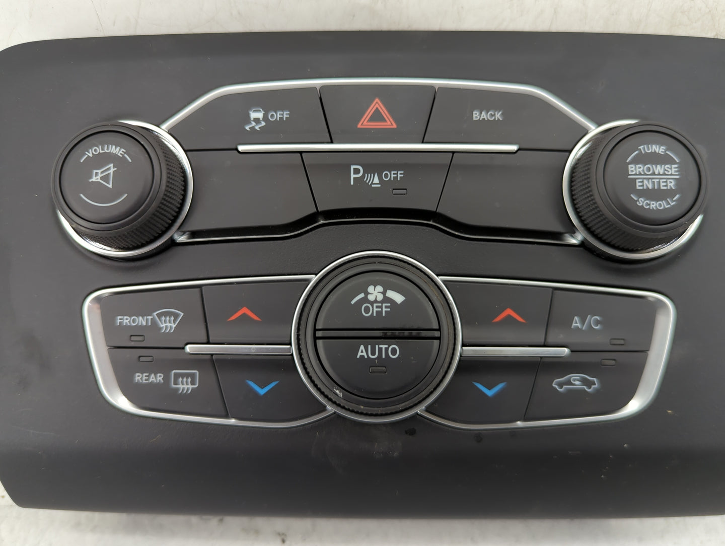 2016 Dodge Charger Climate Control Module Temperature AC/Heater Replacement P/N:P56054691AB Fits OEM Used Auto Parts - Oemus