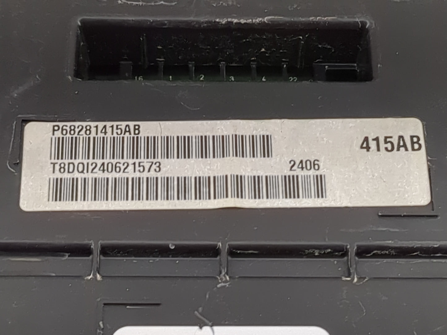2016 Dodge Charger Instrument Cluster Speedometer Gauges P/N:P68281415AB 68281415AB Miles: Fits OEM Used Auto Parts - Oemuse