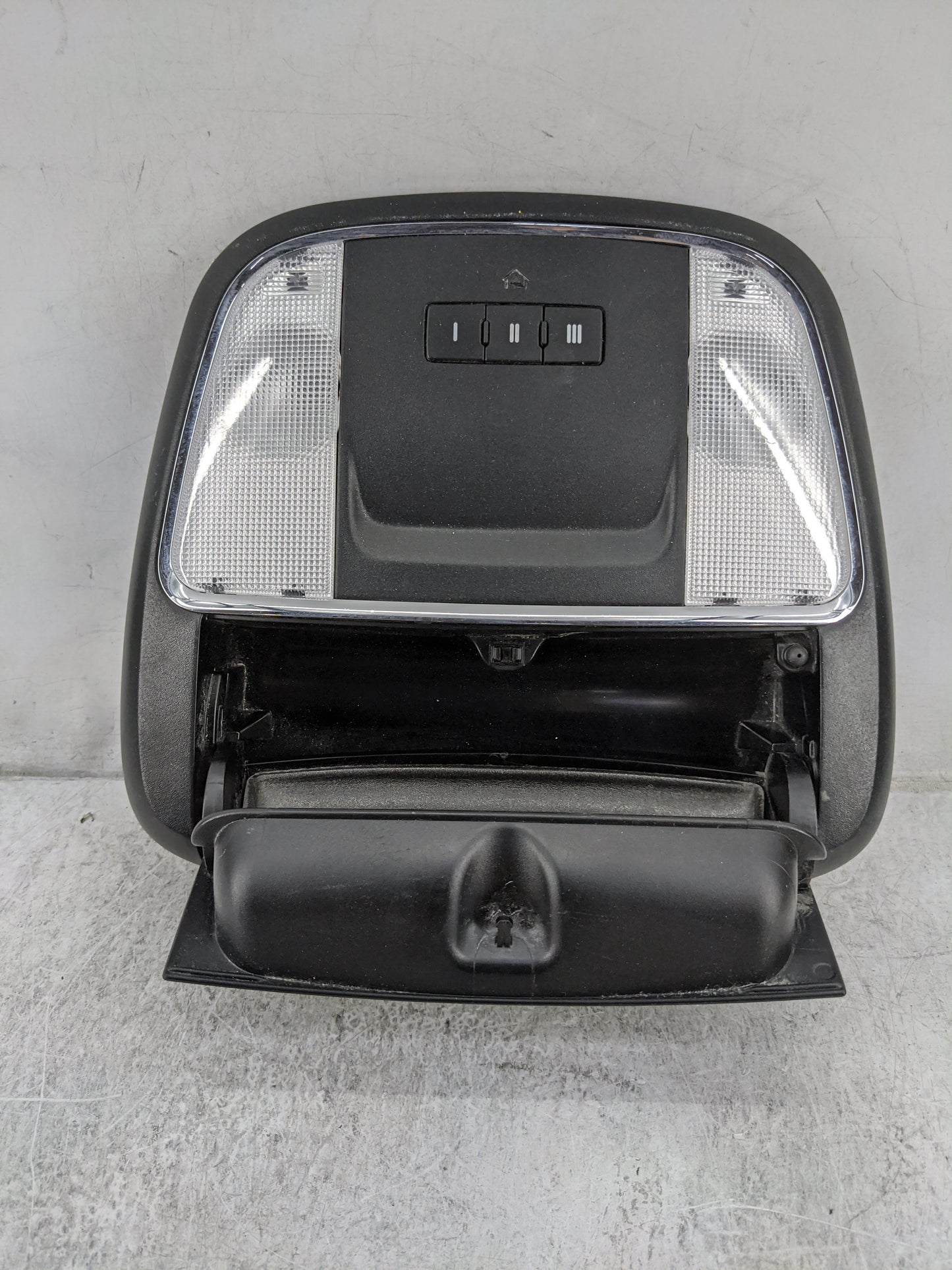 2016 Dodge Charger Overhead Roof Console Black - Oemusedautoparts1.com