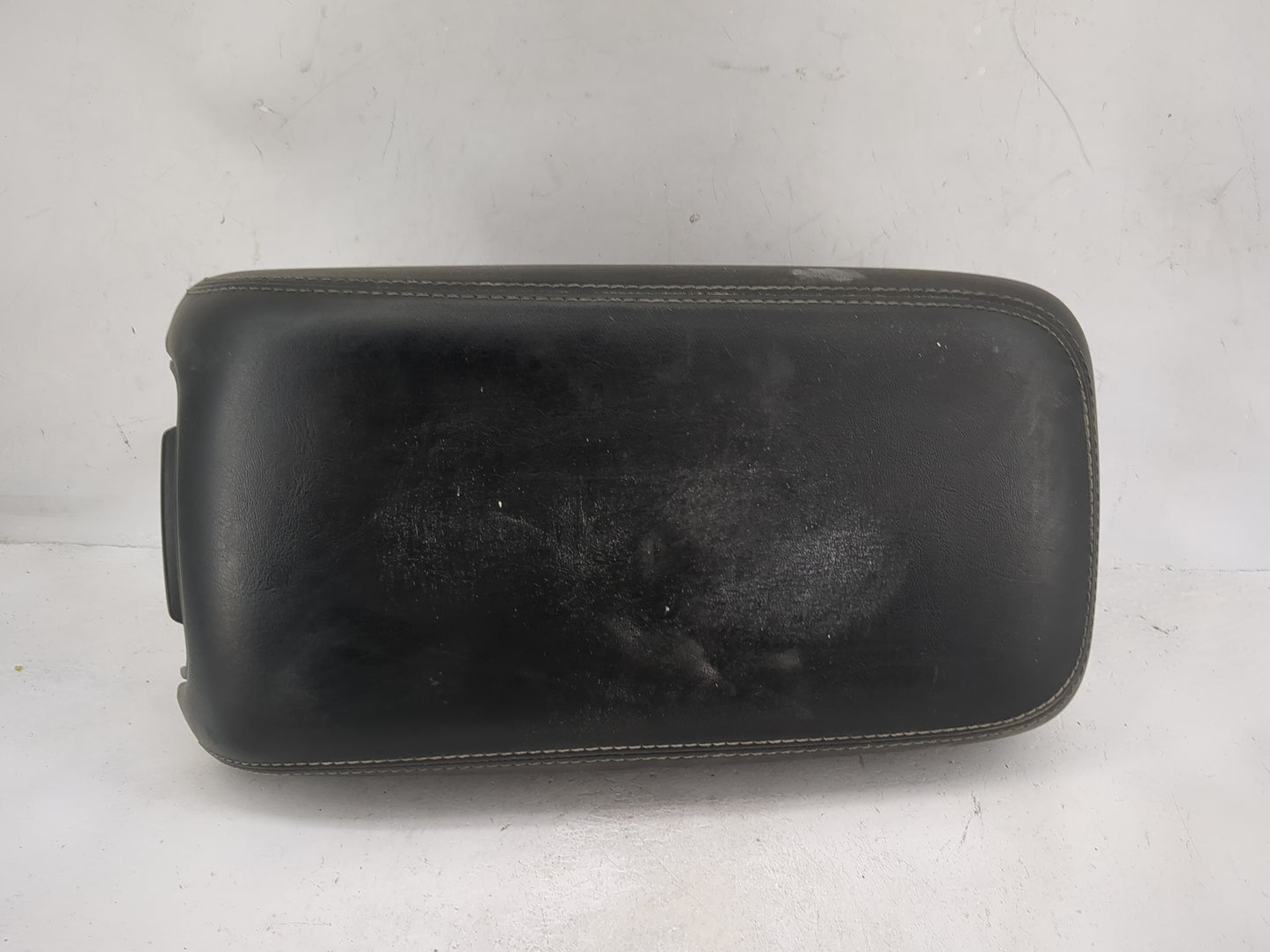 2016 Dodge Charger Center Console Armrest Cover Lid Fits OEM Used Auto Parts - Oemusedautoparts1.com