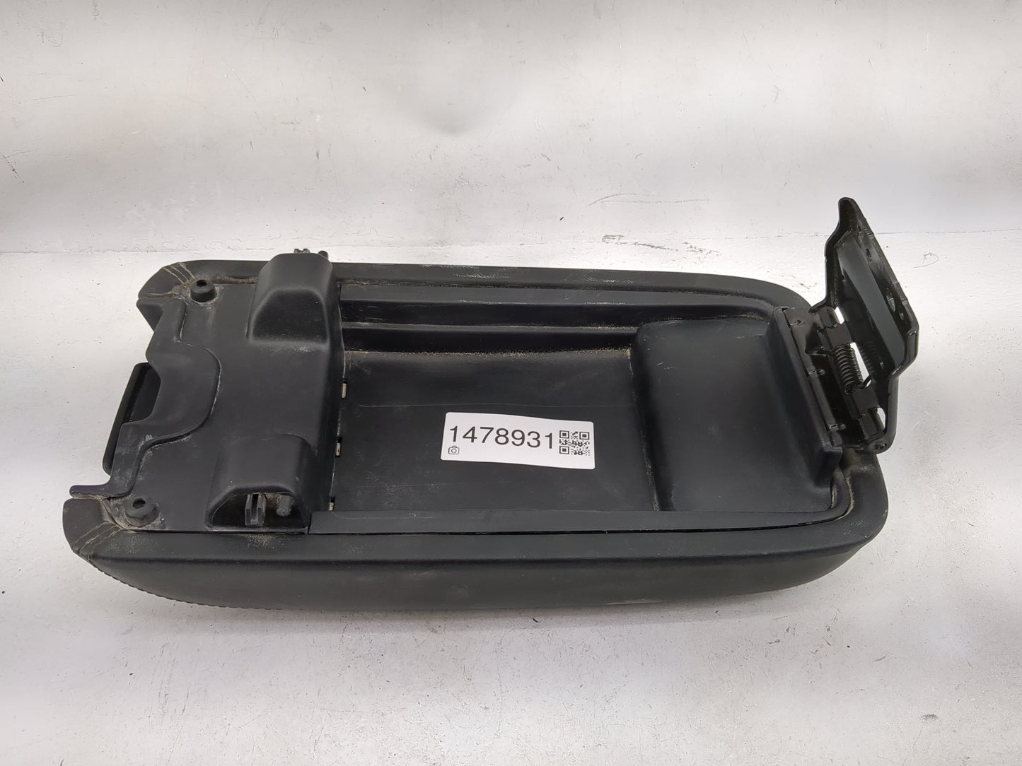 2016 Dodge Charger Center Console Armrest Cover Lid Fits OEM Used Auto Parts - Oemusedautoparts1.com