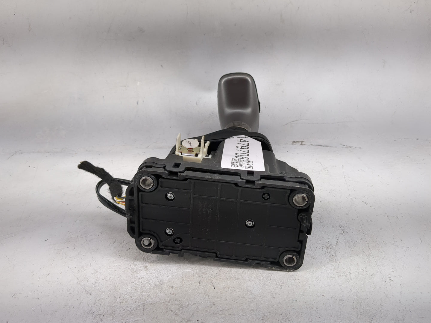 2016 Dodge Charger Floor Console Assembly Shifter - Oemusedautoparts1.com