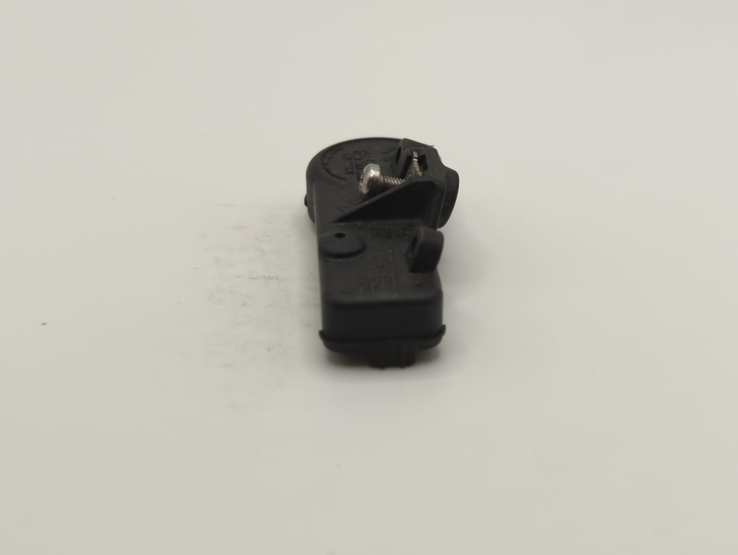 2016 Dodge Charger Tire Pressure Monitoring System Sensor Tpms - Oemusedautoparts1.com