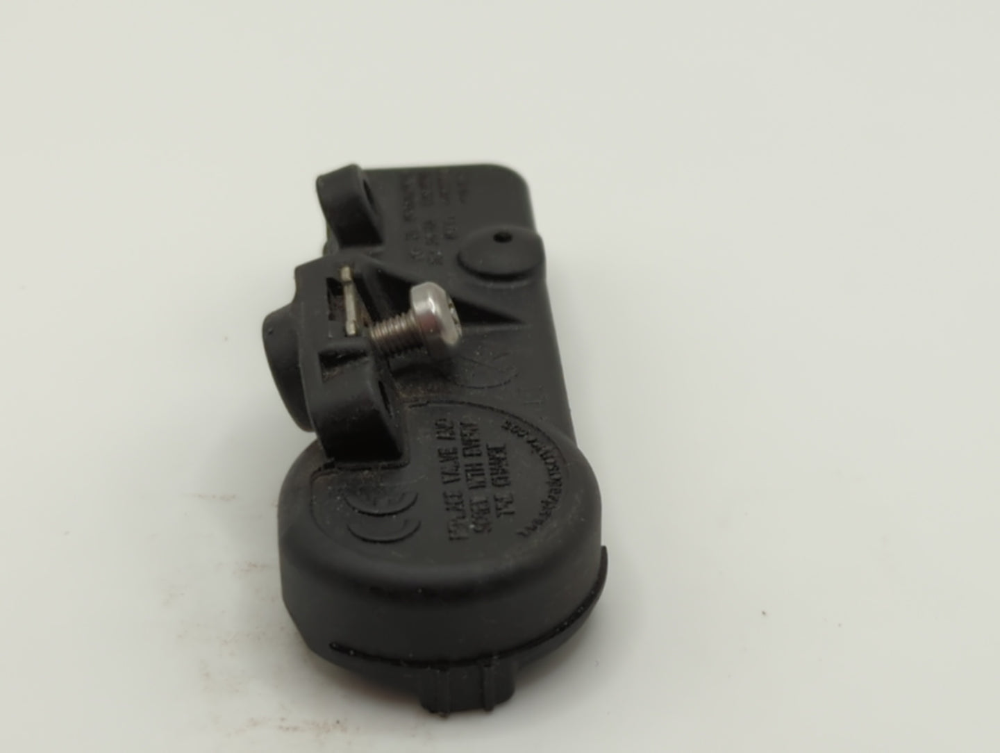 2016 Dodge Charger Tire Pressure Monitoring System Sensor Tpms - Oemusedautoparts1.com