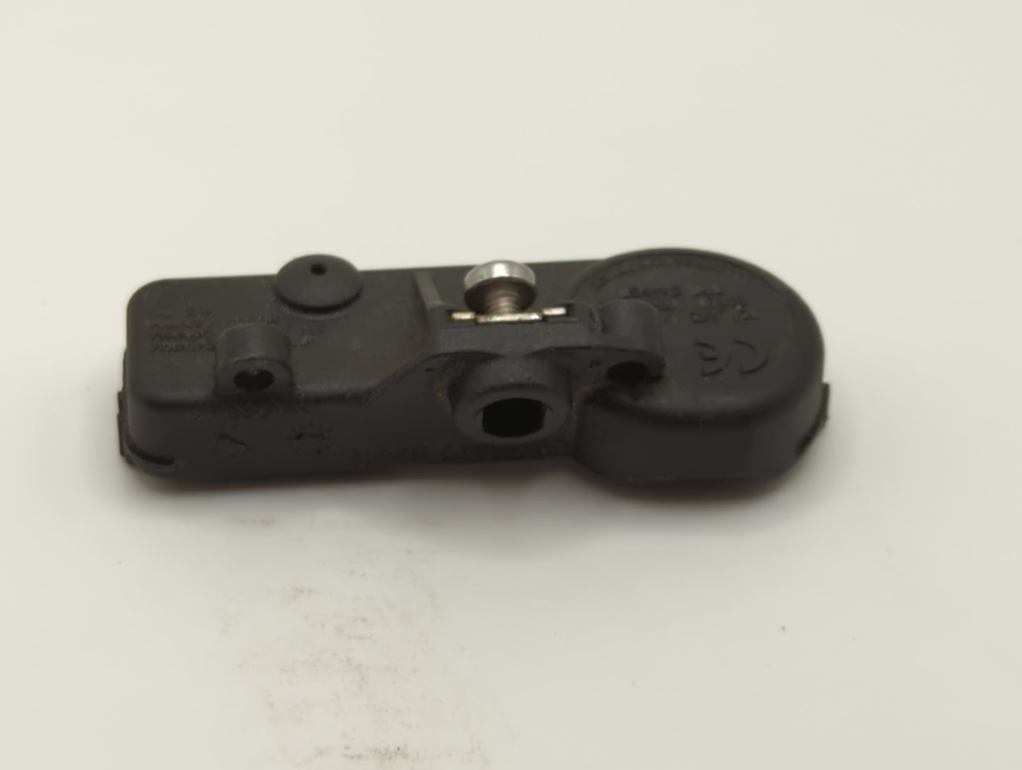 2016 Dodge Charger Tire Pressure Monitoring System Sensor Tpms - Oemusedautoparts1.com