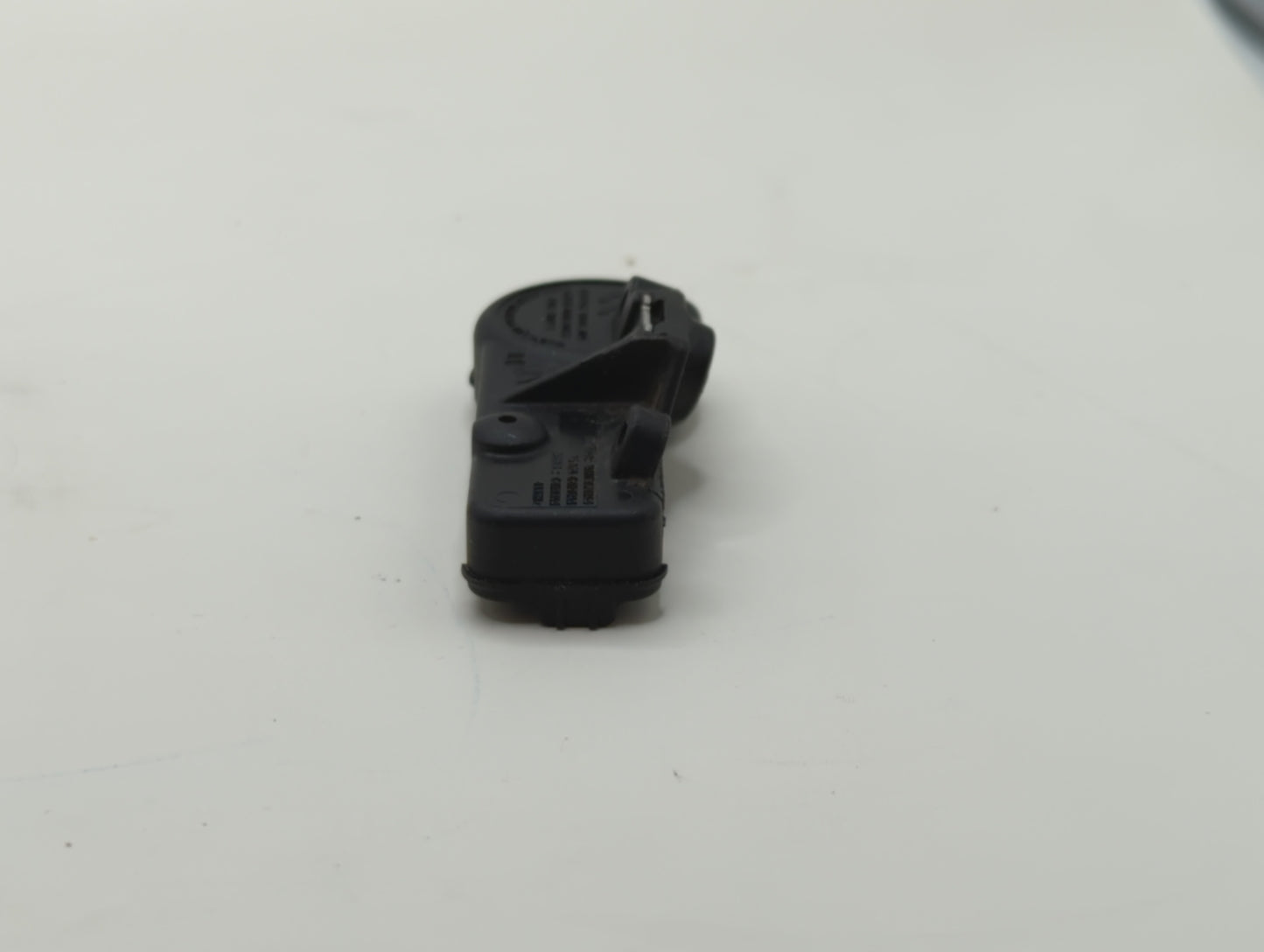 2016 Dodge Charger Tire Pressure Monitoring System Sensor Tpms - Oemusedautoparts1.com