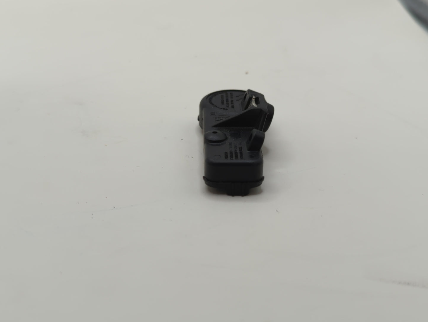 2016 Dodge Charger Tire Pressure Monitoring System Sensor Tpms - Oemusedautoparts1.com