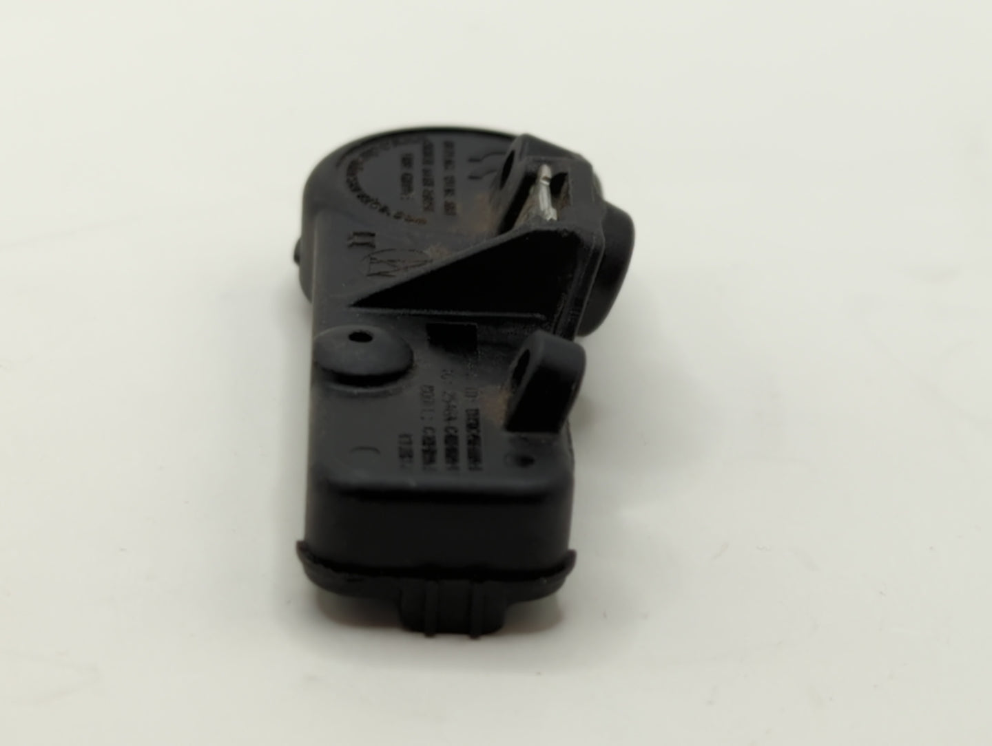 2016 Dodge Charger Tire Pressure Monitoring System Sensor Tpms - Oemusedautoparts1.com