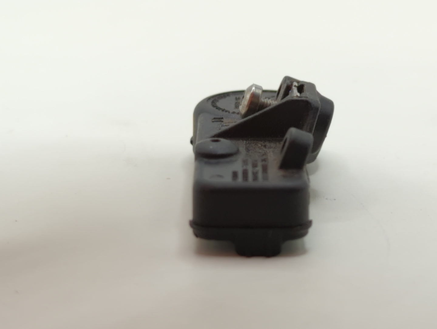 2016 Dodge Charger Tire Pressure Monitoring System Sensor Tpms - Oemusedautoparts1.com
