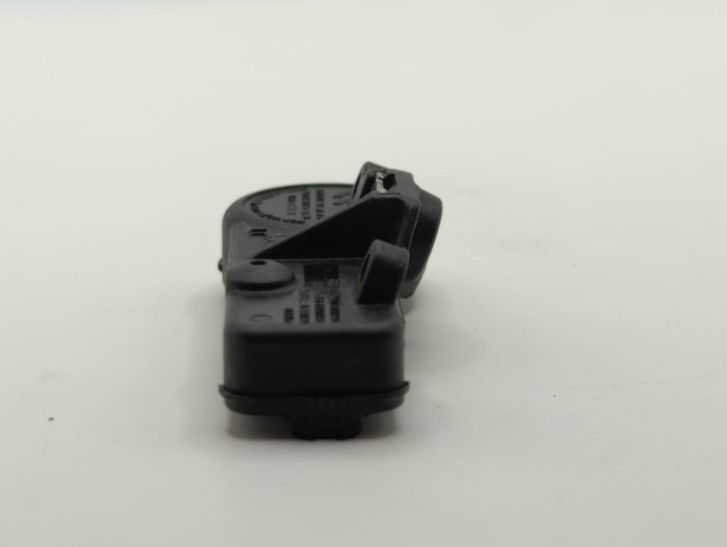 2016 Dodge Charger Tire Pressure Monitoring System Sensor Tpms - Oemusedautoparts1.com