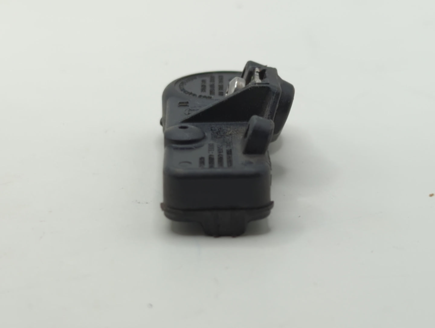 2016 Dodge Charger Tire Pressure Monitoring System Sensor Tpms - Oemusedautoparts1.com