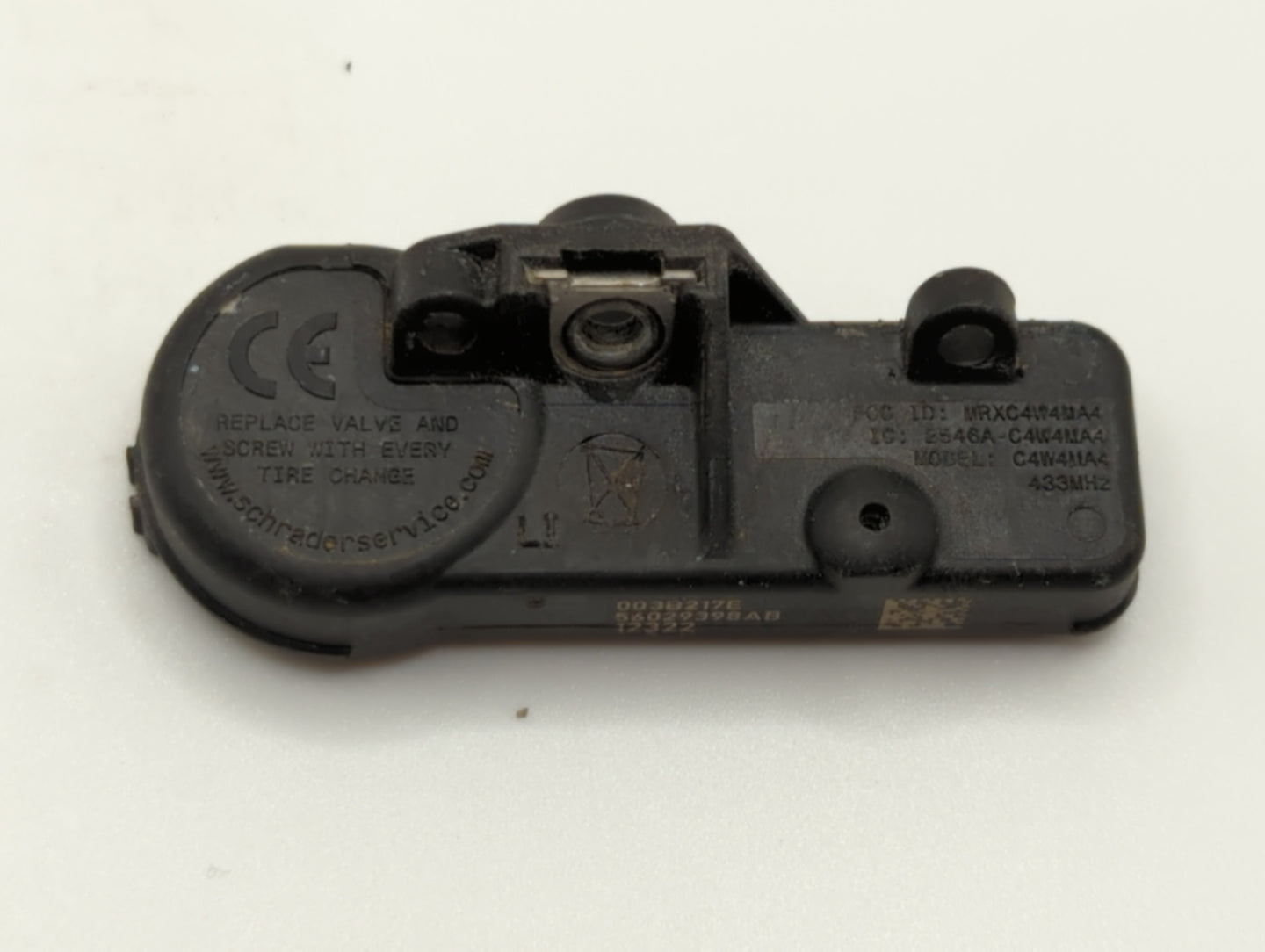 2016 Dodge Charger Tire Pressure Monitoring System Sensor Tpms - Oemusedautoparts1.com