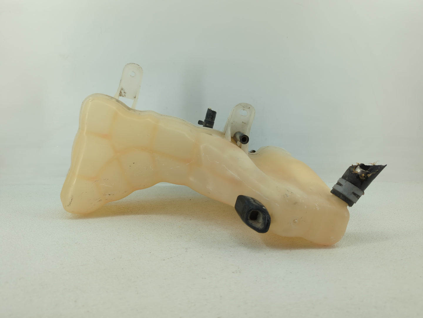 2016 Dodge Charger  Radiator Coolant Bottle Reservoir Tank - Oemusedautoparts1.com