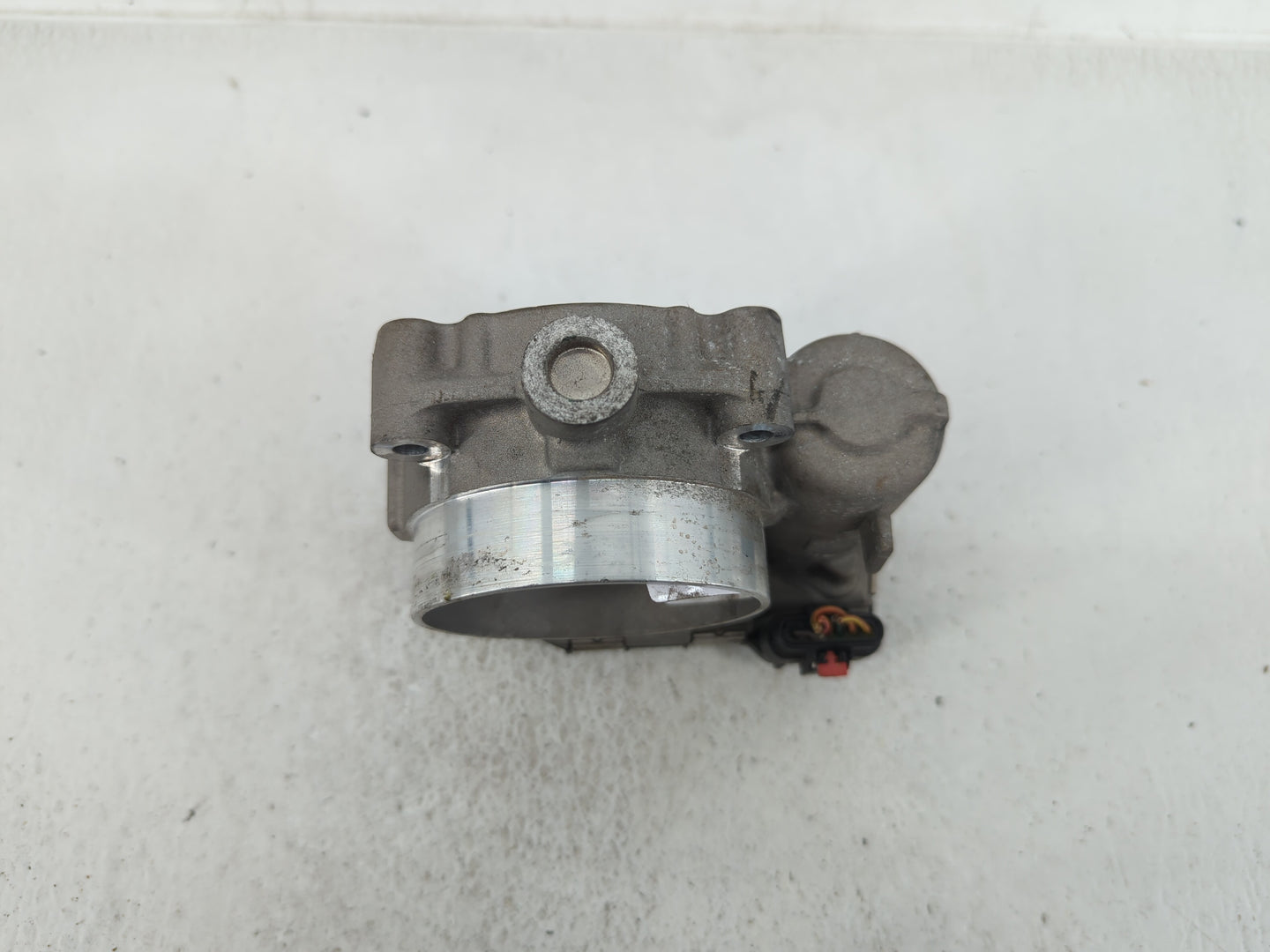 2011-2022 Dodge Charger Throttle Body P/N:05184349AE 05184349AC Fits OEM Used Auto Parts - Oemusedautoparts1.com
