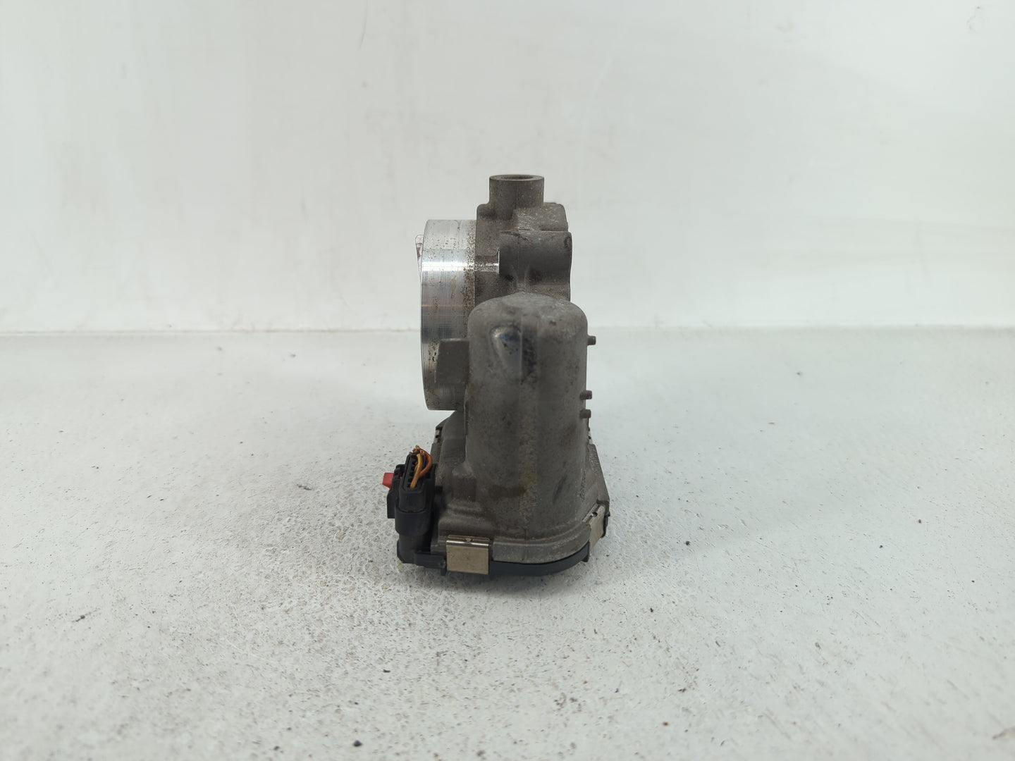 2011-2022 Dodge Charger Throttle Body P/N:05184349AE 05184349AC Fits OEM Used Auto Parts - Oemusedautoparts1.com