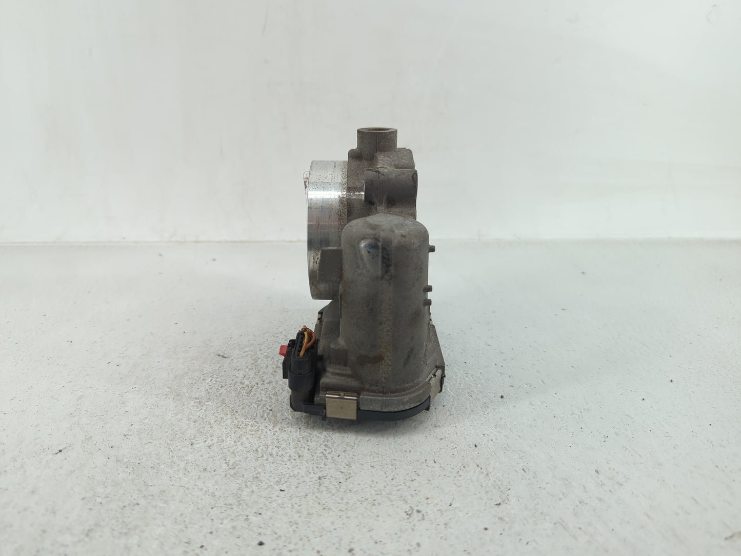 2011-2022 Dodge Charger Throttle Body P/N:05184349AE 05184349AC Fits OEM Used Auto Parts - Oemusedautoparts1.com