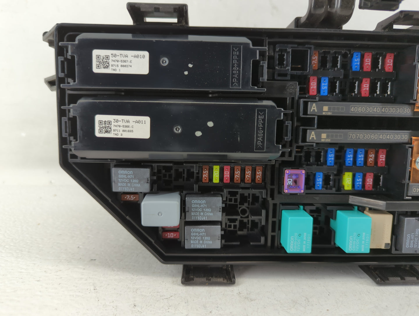 2015-2016 Dodge Charger Fusebox Fuse Box Panel Relay Module P/N:PP-TD10 Fits Fits 2015 2016 OEM Used Auto Parts - Oemusedaut