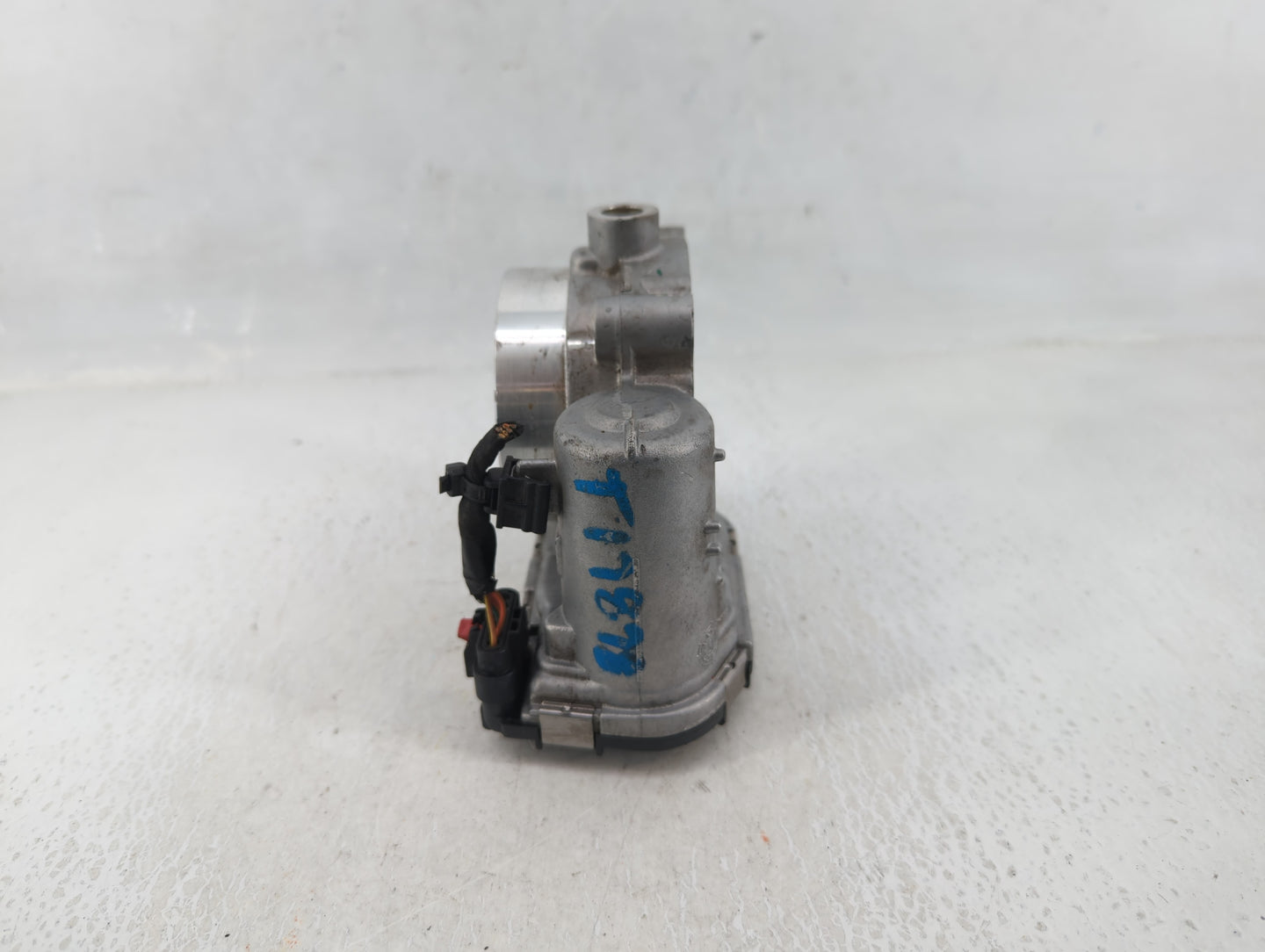 2011-2022 Dodge Charger Throttle Body P/N:05184349AC 0 280 750 570 Fits OEM Used Auto Parts - Oemusedautoparts1.com