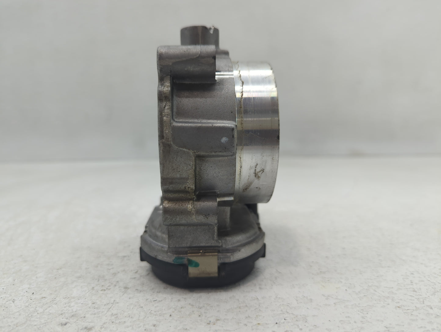 2011-2022 Dodge Charger Throttle Body Fits Fits 2011 2012 2013 2014 2015 2016 2017 2018 2019 2020 2021 2022 OEM Used Auto Pa