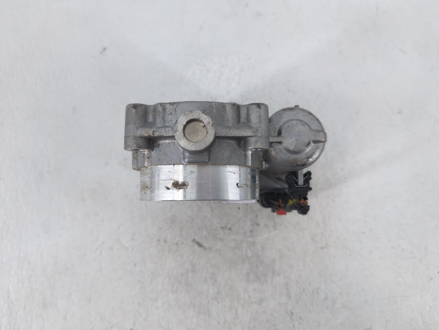 2011-2022 Dodge Charger Throttle Body P/N:03184349AC 0 280 750 570 Fits OEM Used Auto Parts - Oemusedautoparts1.com
