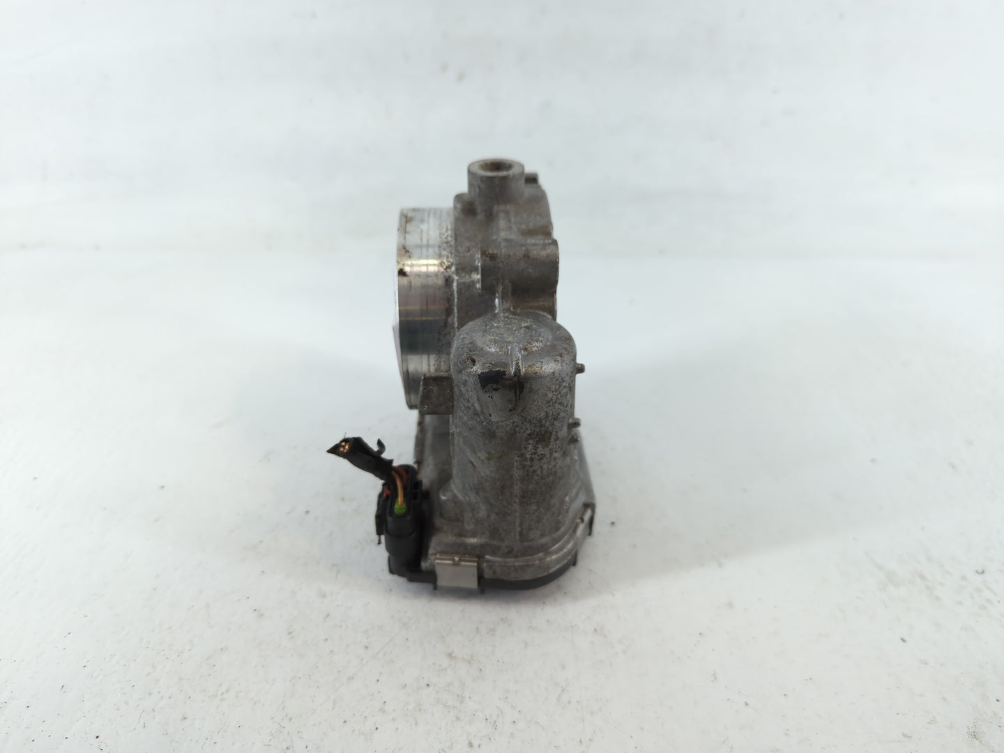 2011-2022 Dodge Charger Throttle Body P/N:05184349AC 0 280 750 570 Fits OEM Used Auto Parts - Oemusedautoparts1.com
