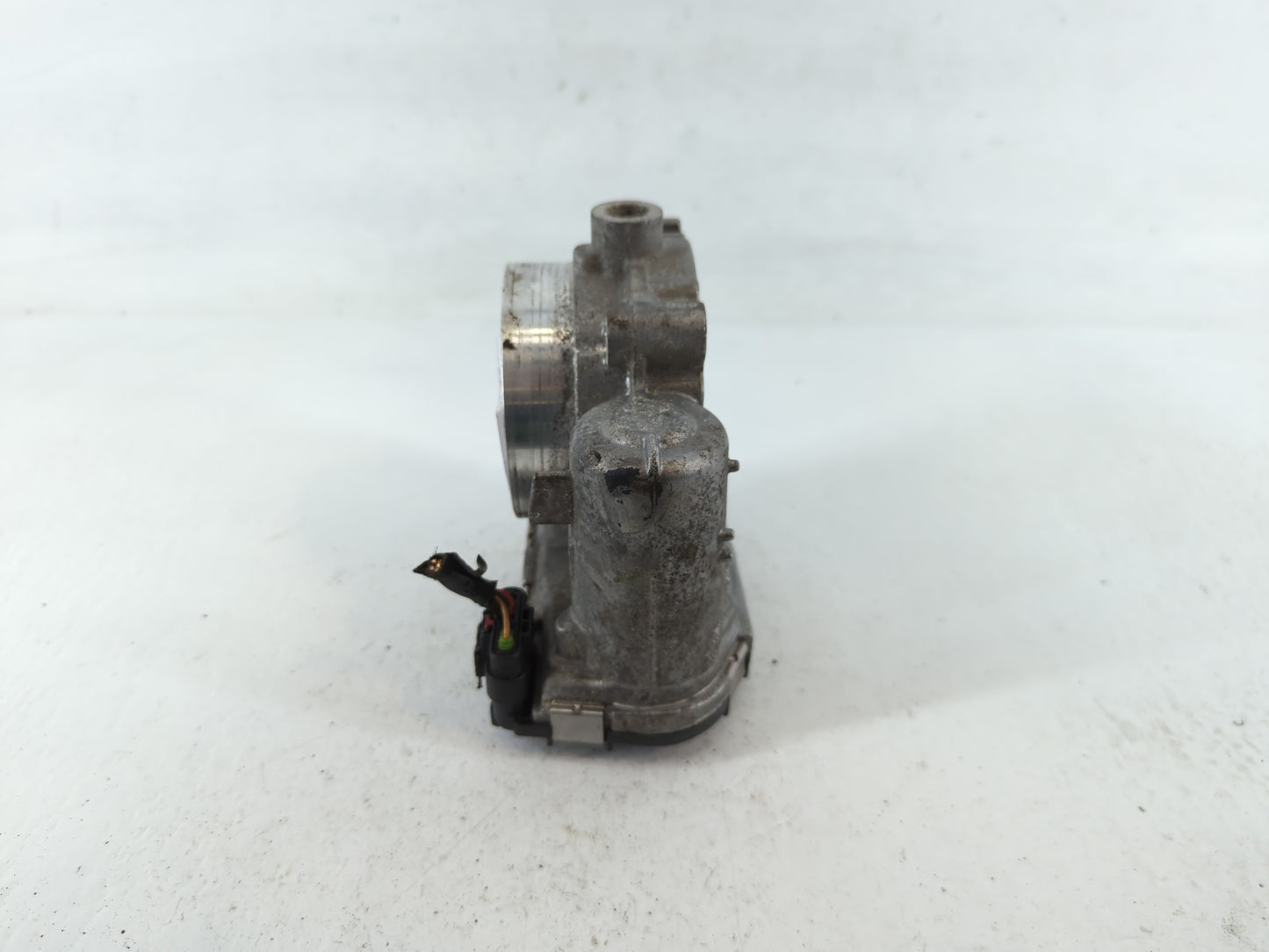 2011-2022 Dodge Charger Throttle Body P/N:05184349AC 0 280 750 570 Fits OEM Used Auto Parts - Oemusedautoparts1.com