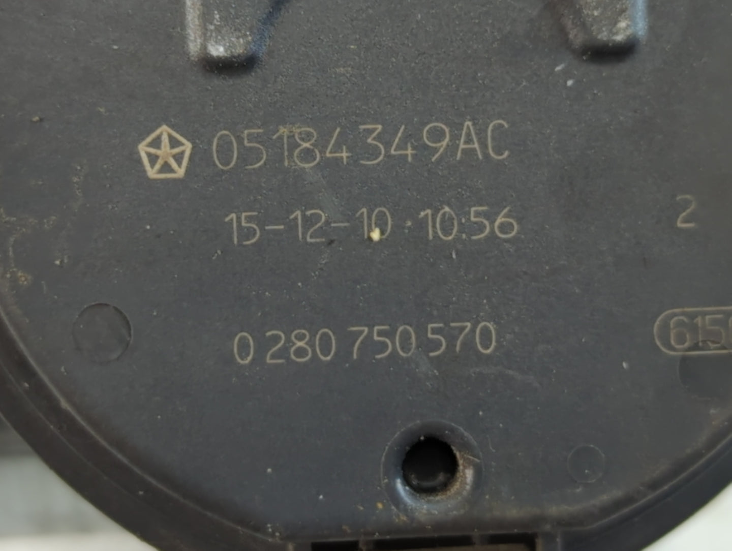 2011-2022 Dodge Charger Throttle Body P/N:0 280 750 570 05184349AC Fits OEM Used Auto Parts - Oemusedautoparts1.com