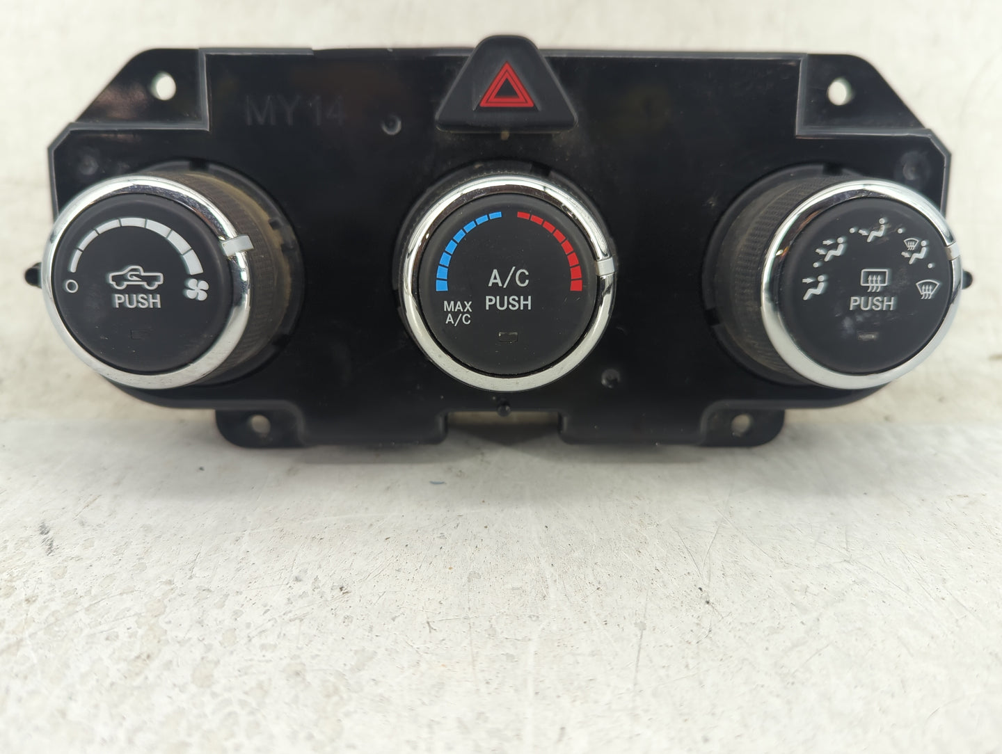 2016 Dodge Dakota Climate Control Module Temperature AC/Heater Replacement P/N:P68268190AA Fits OEM Used Auto Parts - Oemuse