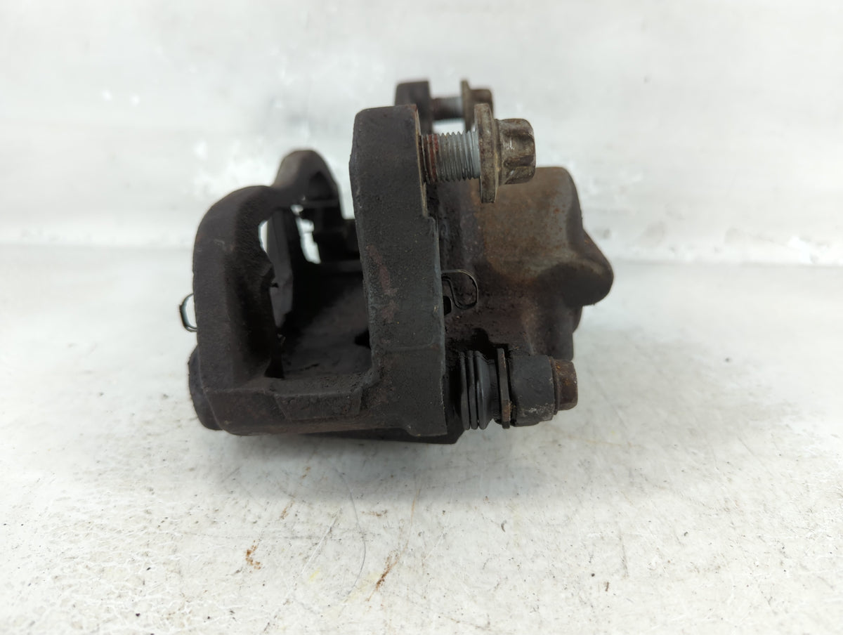 2016-2016 Dodge Dart Front Passenger Right Brake Caliper - Oemusedautoparts1.com