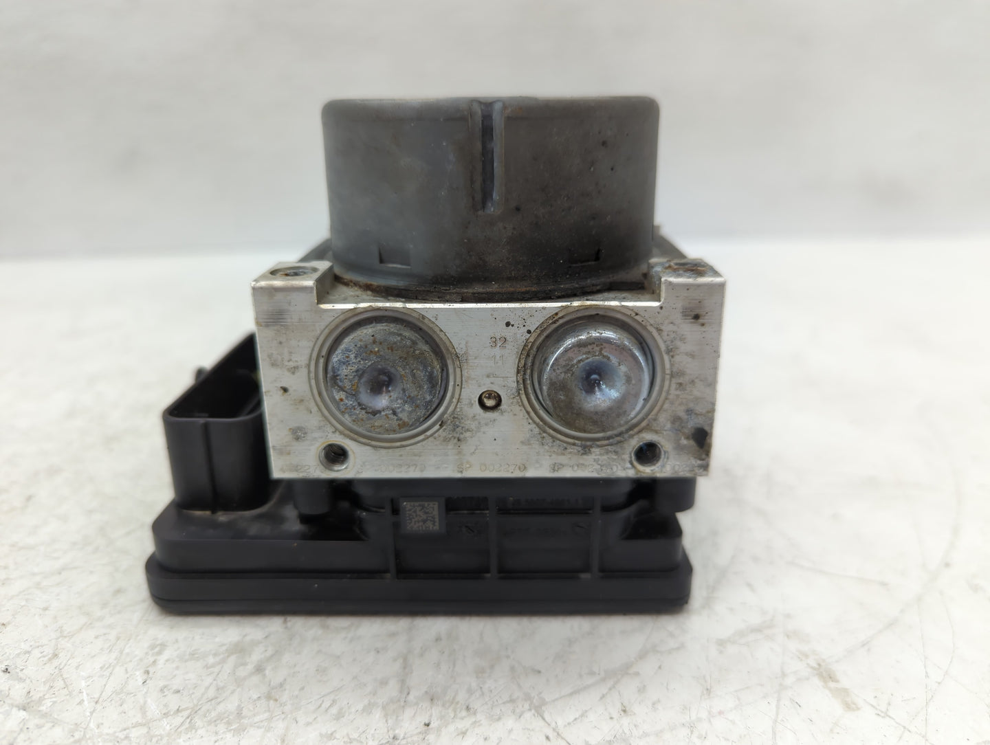 2014-2016 Dodge Dart ABS Pump Control Module Replacement Fits Fits 2014 2015 2016 OEM Used Auto Parts - Oemusedautoparts1.co