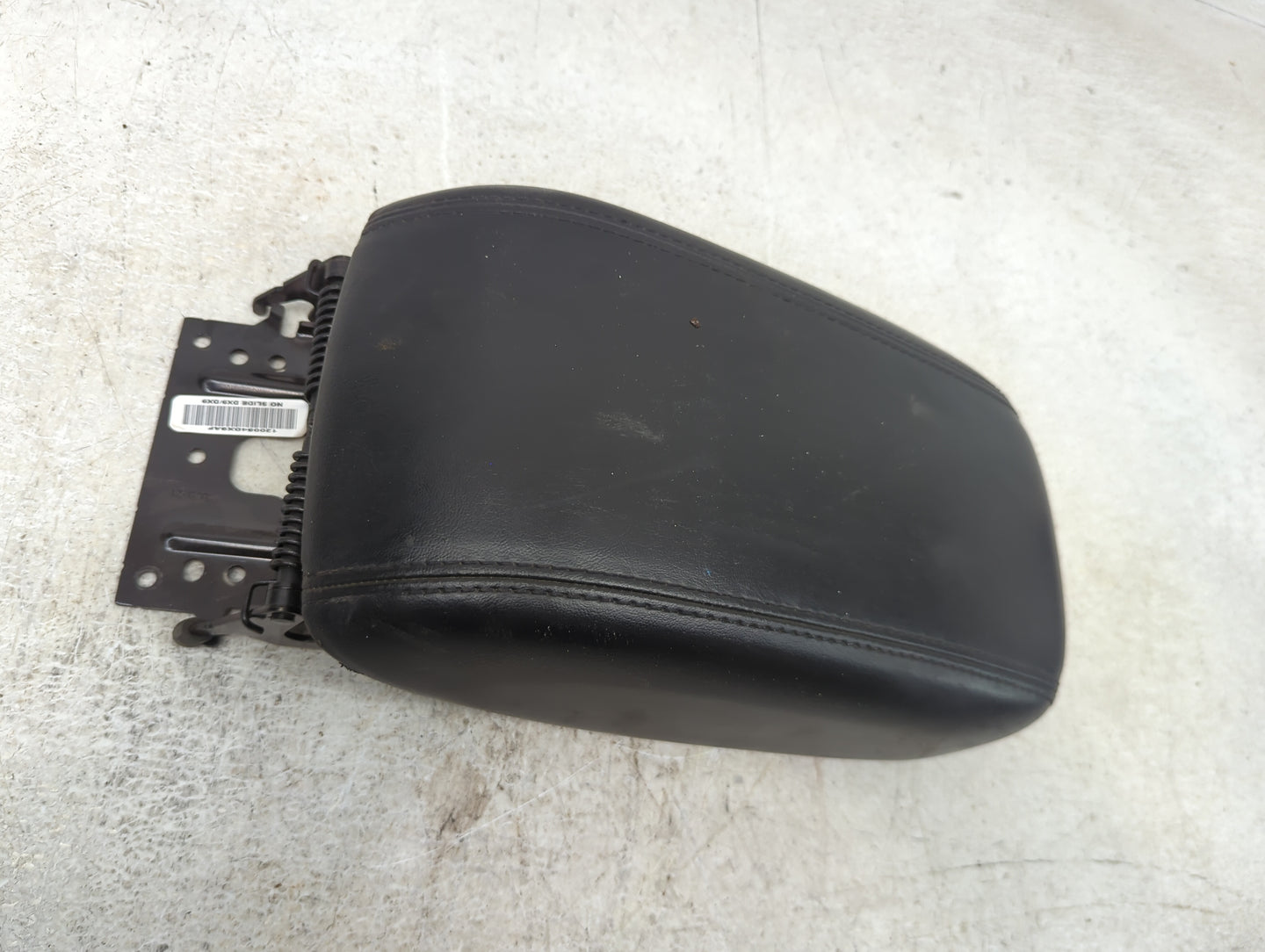 2016 Dodge Dart Center Console Armrest Cover Lid Fits OEM Used Auto Parts - Oemusedautoparts1.com