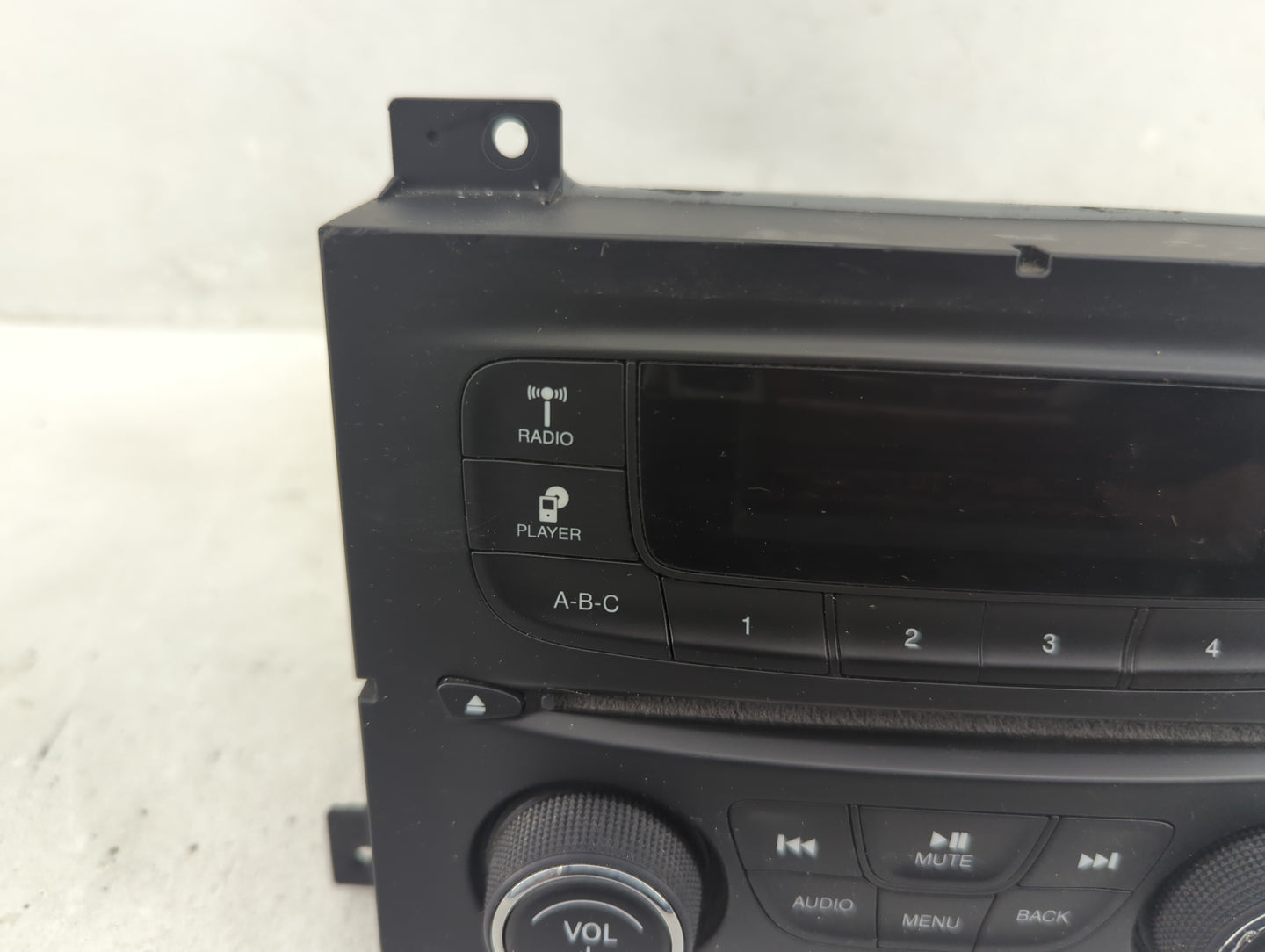 2015-2016 Dodge Dart Radio AM FM Cd Player Receiver Replacement Fits Fits 2015 2016 OEM Used Auto Parts - Oemusedautoparts1.