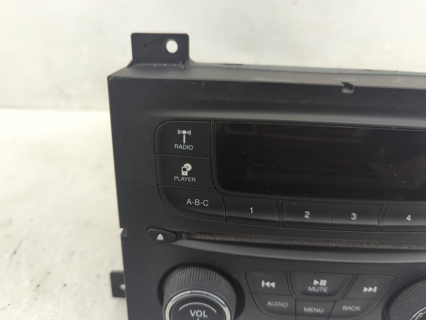 2015-2016 Dodge Dart Radio AM FM Cd Player Receiver Replacement Fits Fits 2015 2016 OEM Used Auto Parts - Oemusedautoparts1.