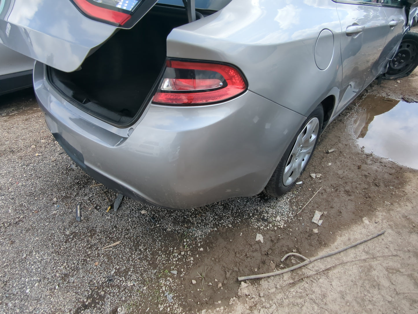 2013-2016 Dodge Dart Rear Bumper Assembly Oem - Oemusedautoparts1.com