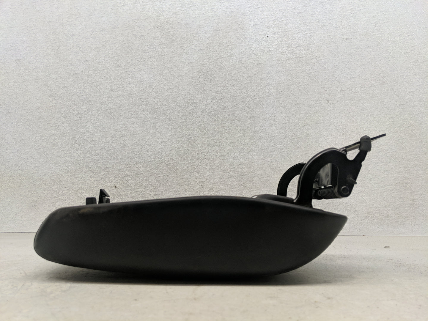 2016 Dodge Dart Center Console Armrest Cover Lid P/N:120054DX9AF Fits OEM Used Auto Parts - Oemusedautoparts1.com