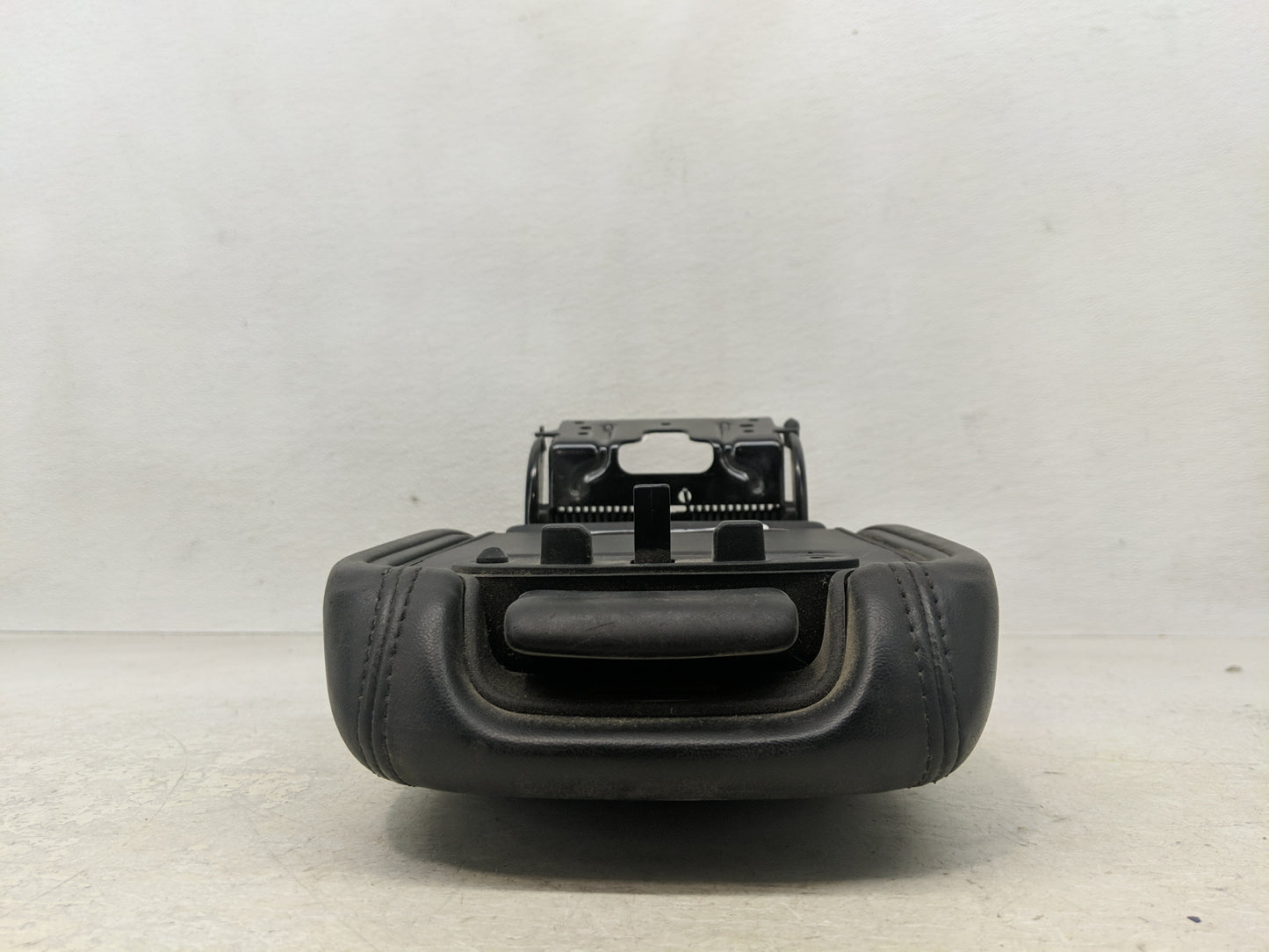 2016 Dodge Dart Center Console Armrest Cover Lid P/N:120054DX9AF Fits OEM Used Auto Parts - Oemusedautoparts1.com