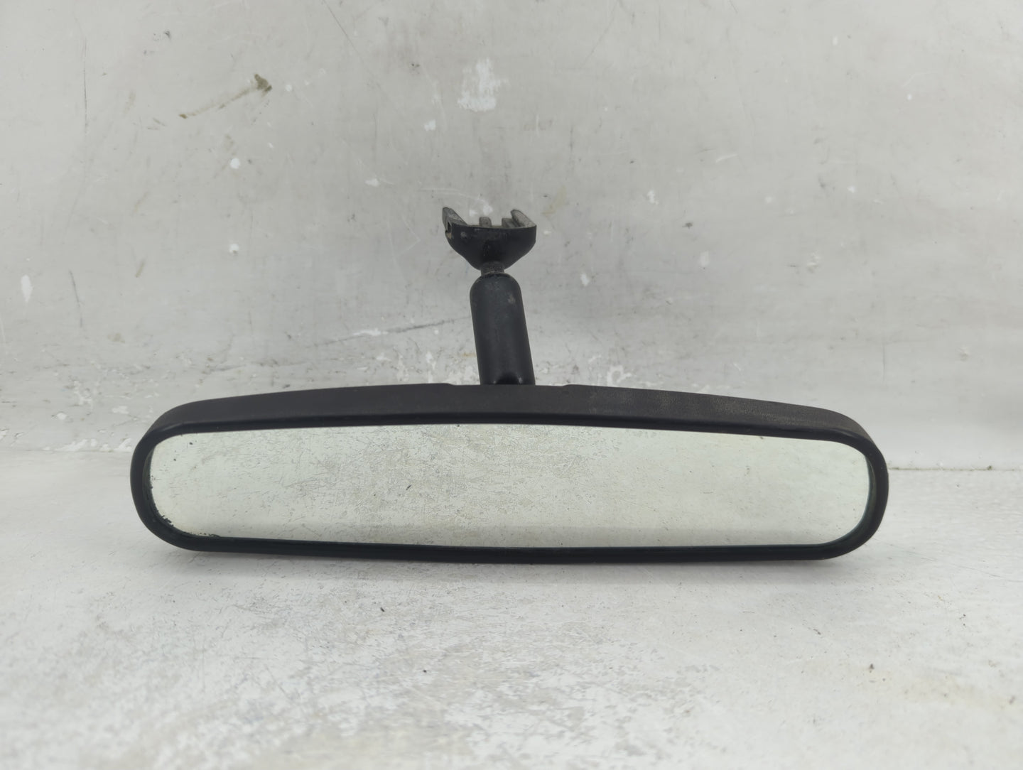 2013-2016 Dodge Dart Interior Rear View Mirror Replacement OEM P/N:031681 Fits OEM Used Auto Parts - Oemusedautoparts1.com