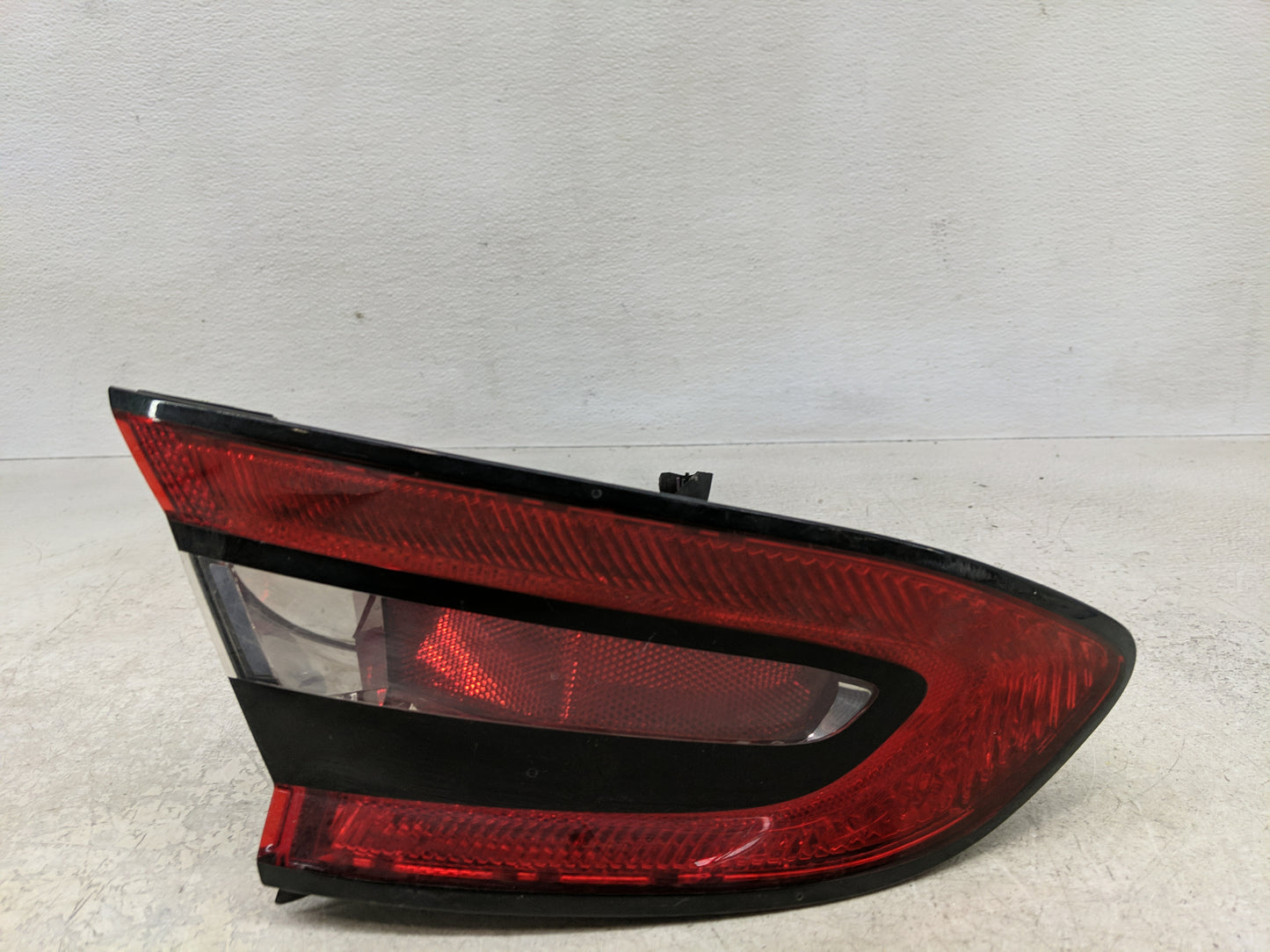 2013-2016 Dodge Dart Tail Light Assembly Driver Left OEM P/N:68081395AH 6 003 TN0 027 Fits Fits 2013 2014 2015 2016 OEM Used