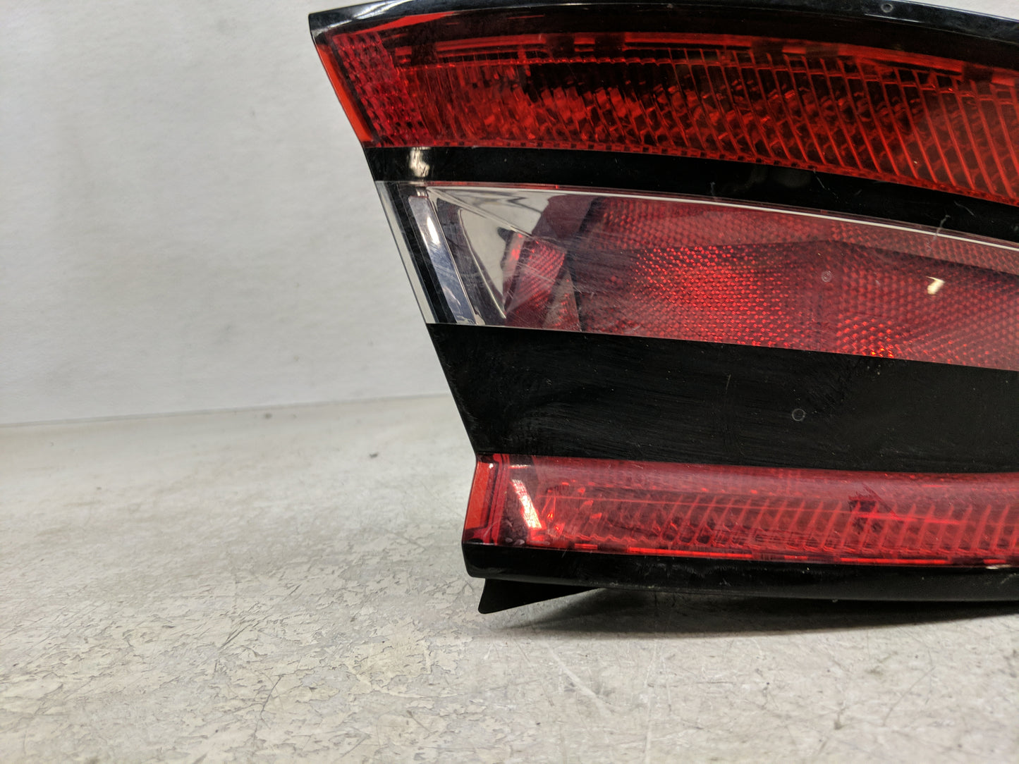 2013-2016 Dodge Dart Tail Light Assembly Driver Left OEM P/N:68081395AH 6 003 TN0 027 Fits Fits 2013 2014 2015 2016 OEM Used