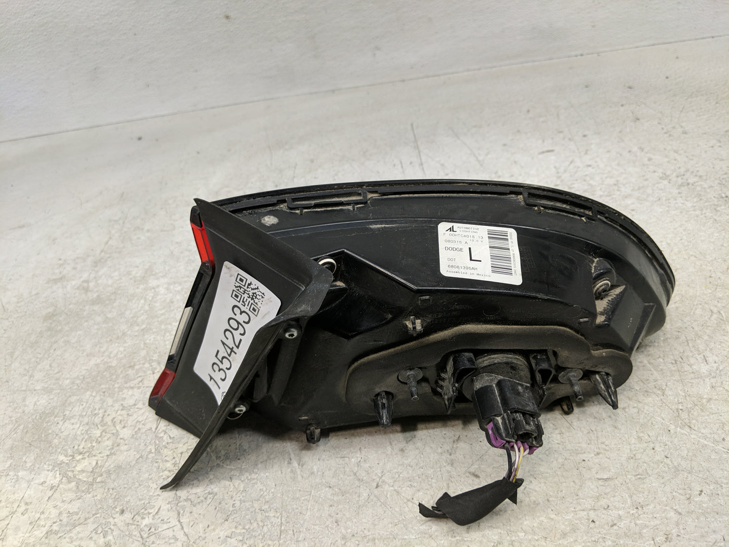 2013-2016 Dodge Dart Tail Light Assembly Driver Left OEM P/N:68081395AH 6 003 TN0 027 Fits Fits 2013 2014 2015 2016 OEM Used